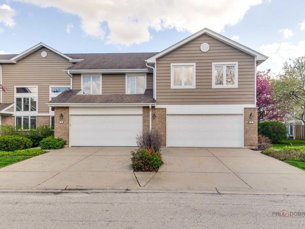 73 Woodstone Drive , Buffalo Grove, IL 60089