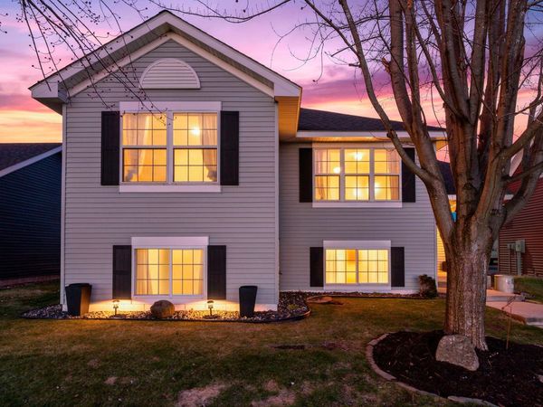 631 13th Avenue SW, Cambridge, MN 55008