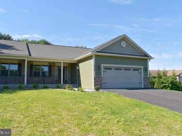 6338 PENN NATIONAL DRIVE, FAYETTEVILLE, PA 17222