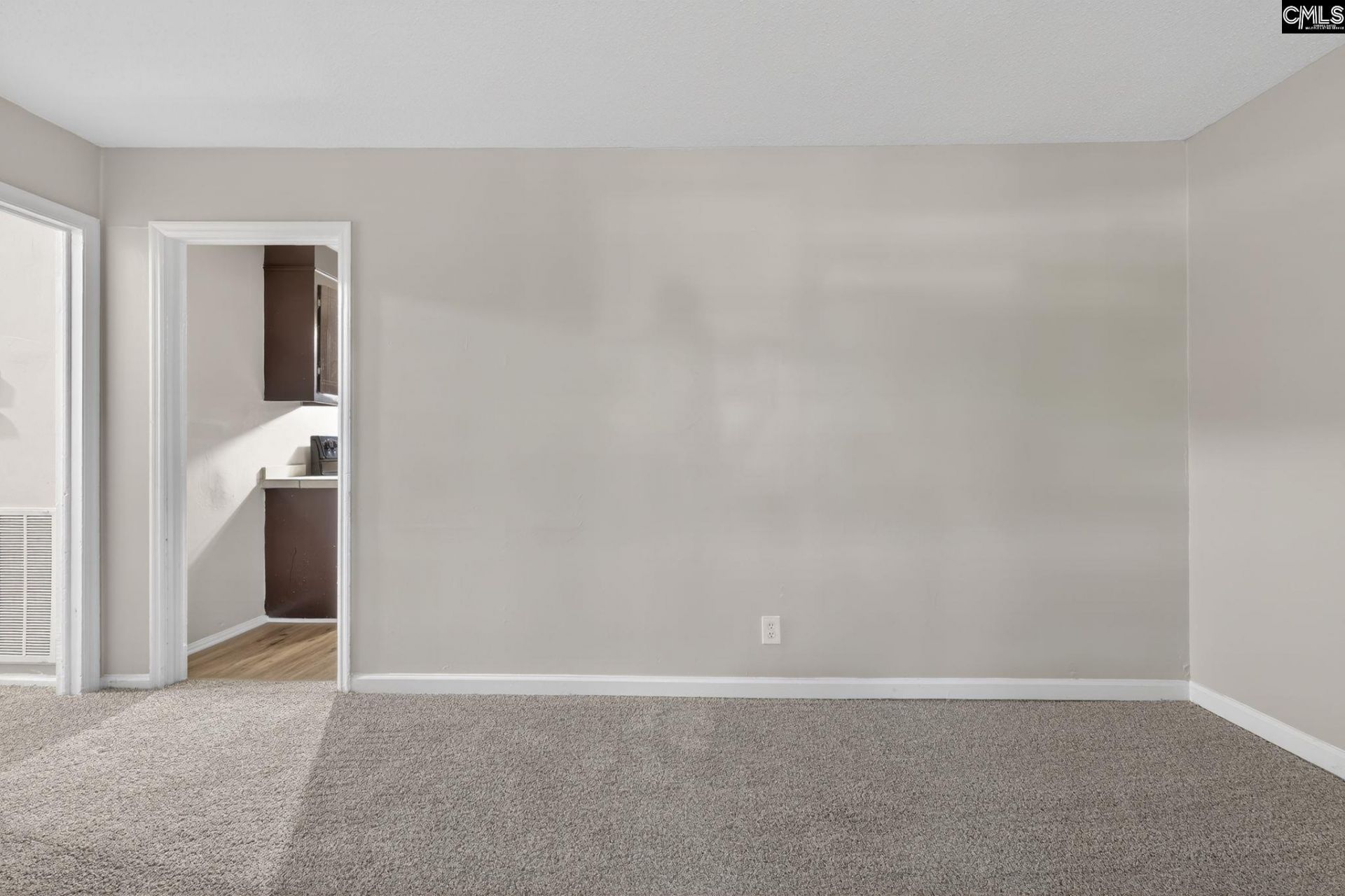 2304 Pelican Drive  Photo 8