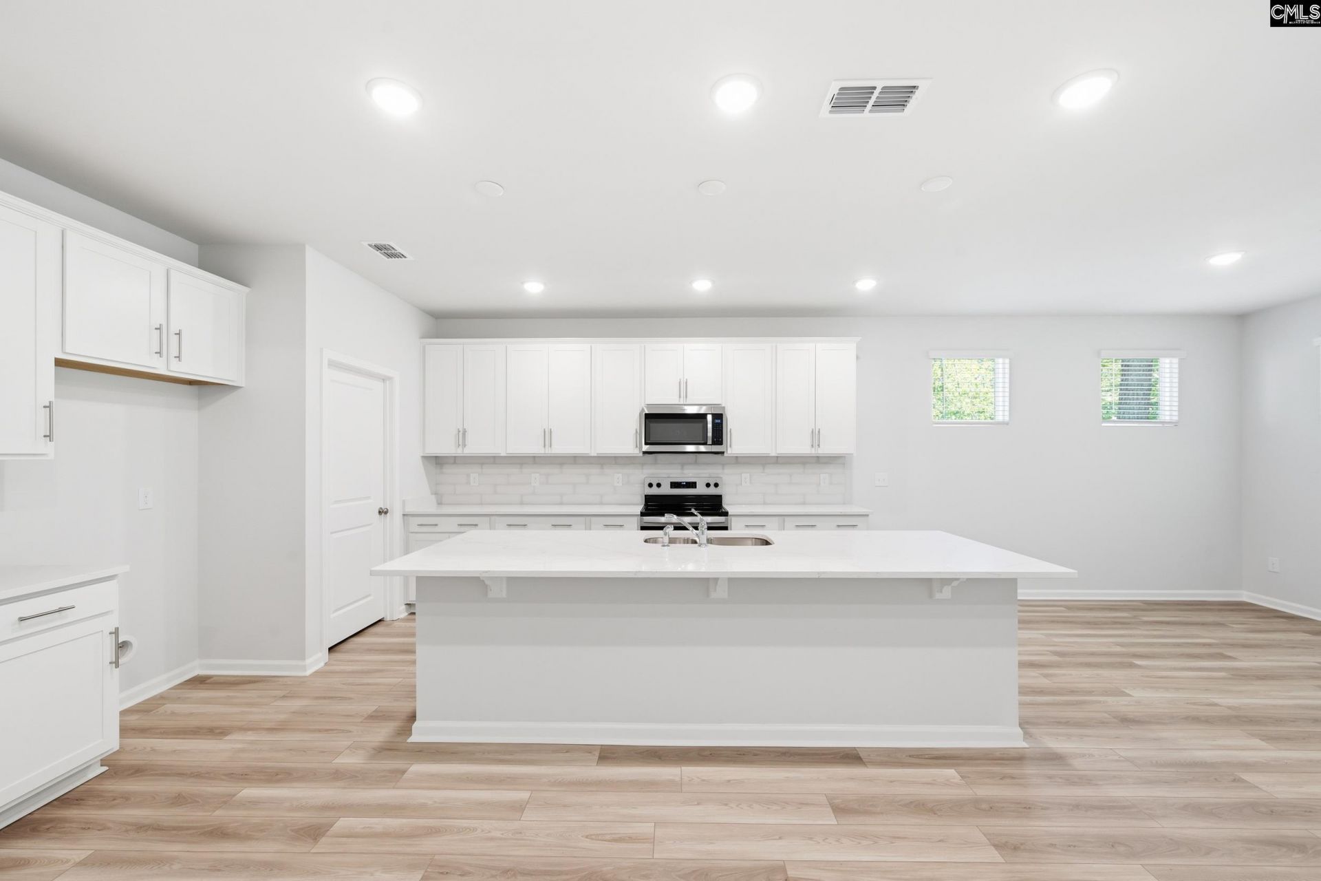 503 Carters Grove Lane Photo 10