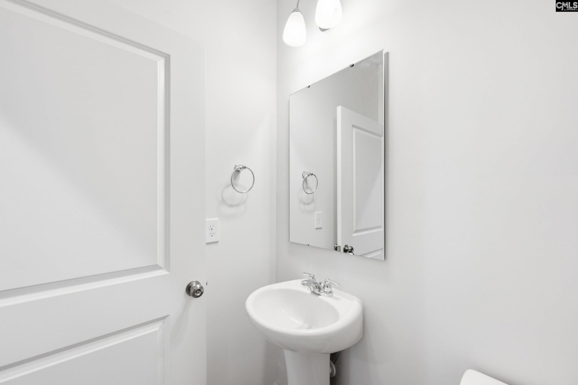 503 Carters Grove Lane Photo 32