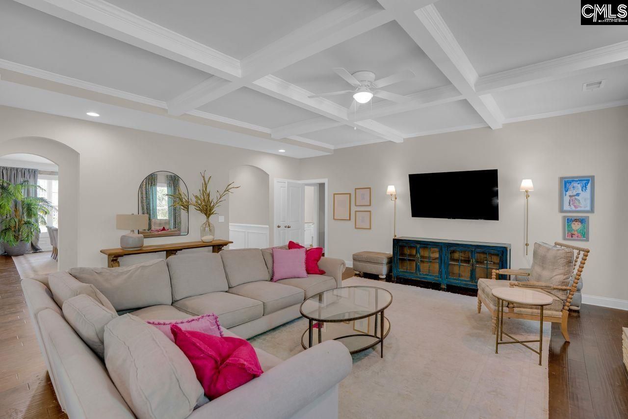 667 Dutchmans Creek Trail  Photo 14