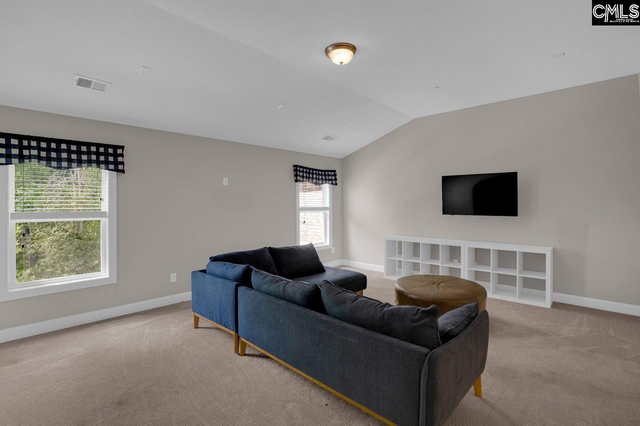 667 Dutchmans Creek Trail  Photo 33