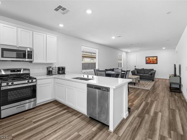 9446 Sequoia Ridge Avenue , Las Vegas, NV 89143