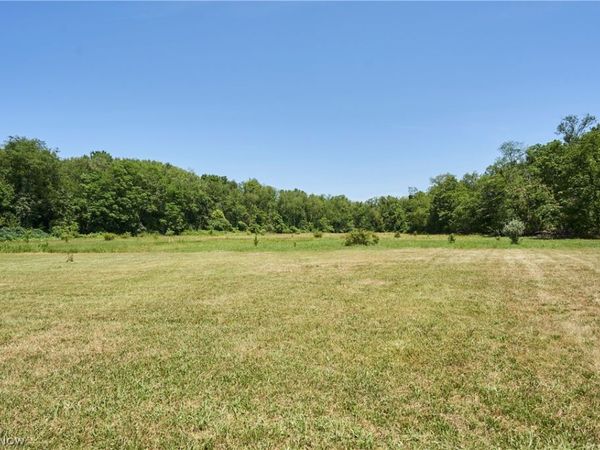 V/L Newton Drive , Wadsworth, OH 44281