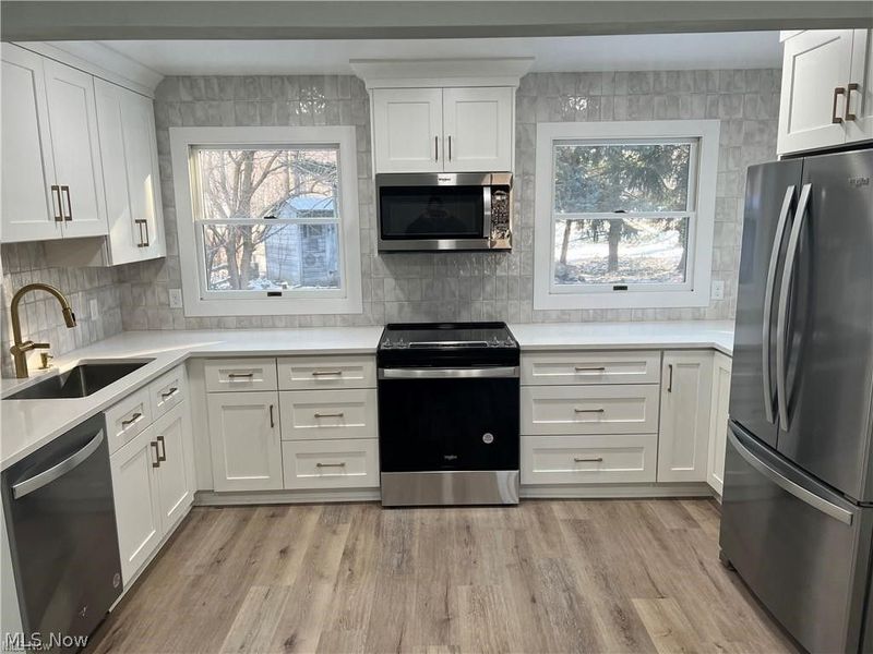 145 Beck Road, Avon Lake, OH 44012 Photo 2