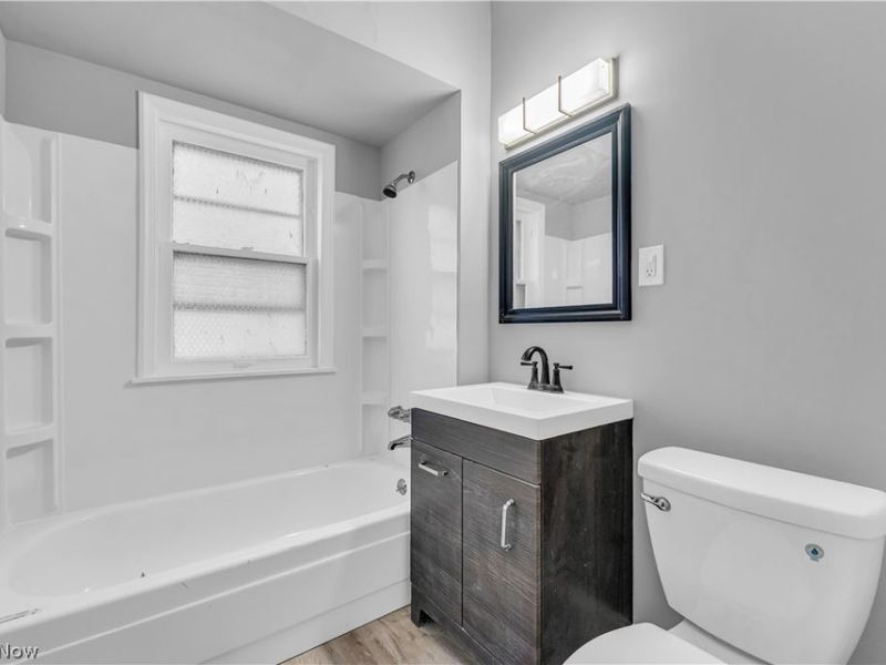 1353 Phelps Avenue, Unit 2, Lakewood, OH 44107 Photo 16