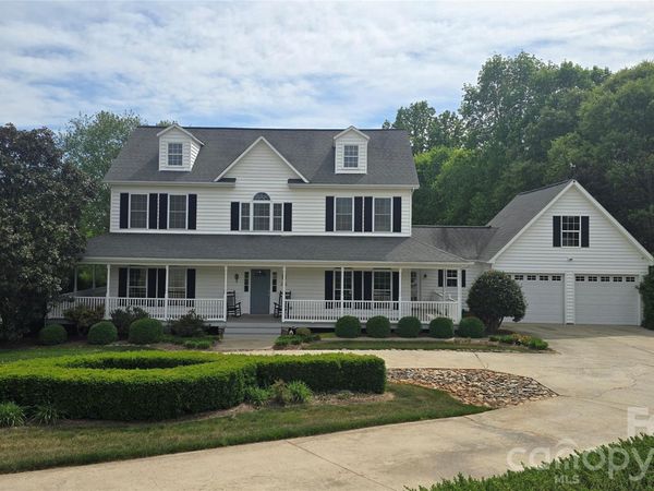 326 River Hills Court , Taylorsville, NC 28681