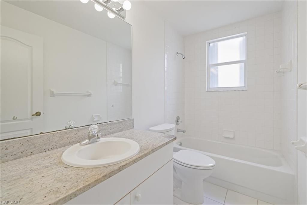 8207 Breton Cir, Fort Myers, FL 33912 Photo