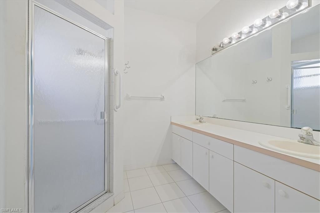 8207 Breton Cir, Fort Myers, FL 33912 Photo