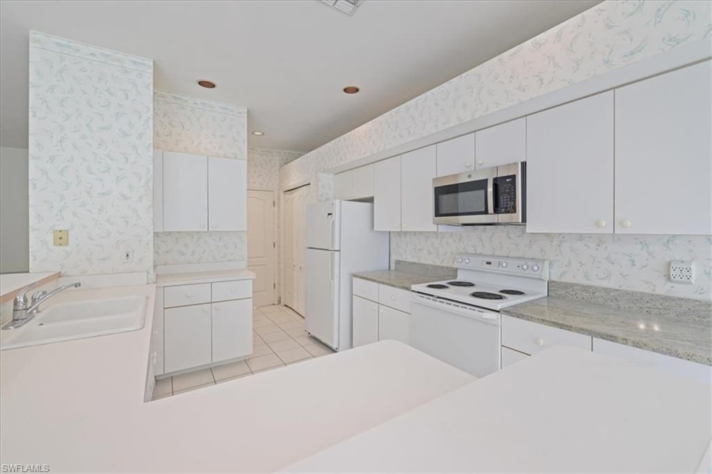8207 Breton Cir, Fort Myers, FL 33912 Photo
