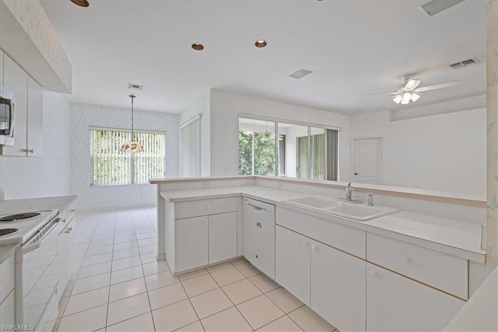 8207 Breton Cir, Fort Myers, FL 33912 Photo