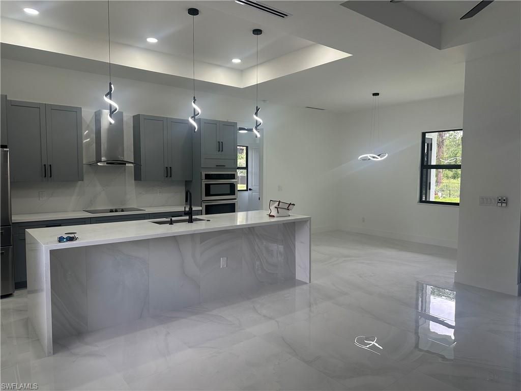 811 Hamilton Ave, Lehigh Acres, FL 33972 Photo