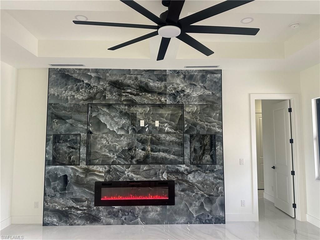 811 Hamilton Ave, Lehigh Acres, FL 33972 Photo