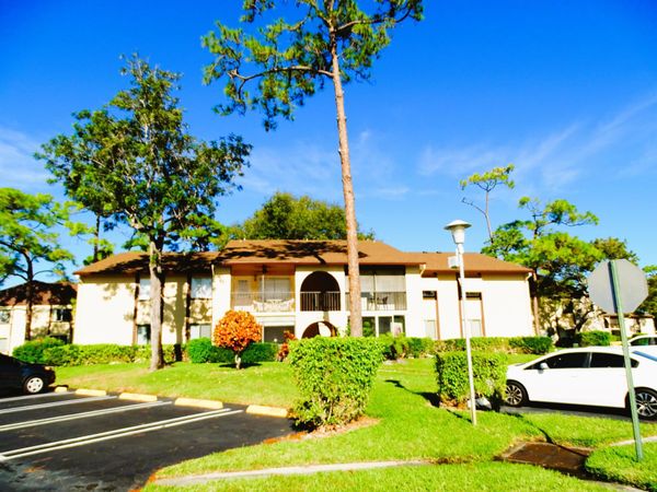 409 Pine Glen Lane, Unit A-2, Greenacres, FL 33463