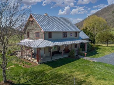 10245 Cowpasture River Rd , Williamsville, VA 24487