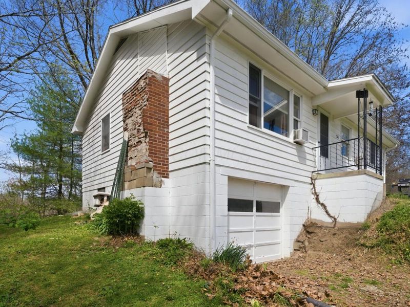 3741 Mayfair Lane , Cambridge, OH 43725 Photo 11