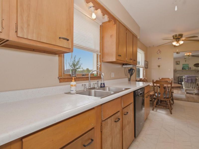 3741 Mayfair Lane , Cambridge, OH 43725 Photo 17