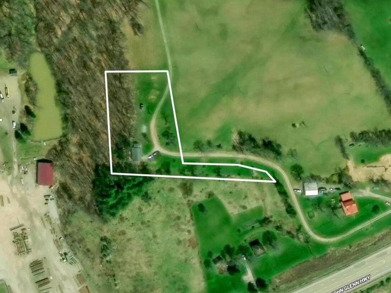 3741 Mayfair Lane , Cambridge, OH 43725 Photo 4