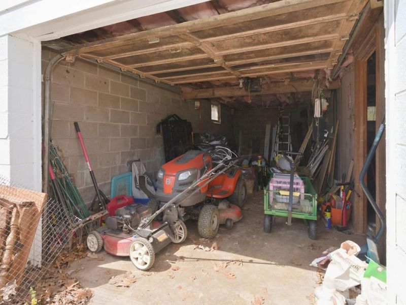 3741 Mayfair Lane , Cambridge, OH 43725 Photo 42