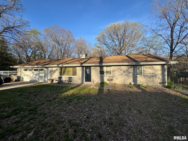 30171 GRANDVIEW Terrace, Mackinaw, IL 61755