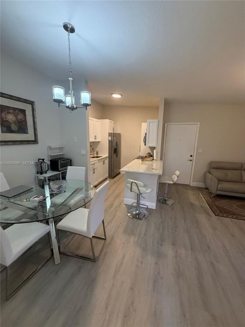 7703 Ashmont Cir, Unit 213, Tamarac, FL 33321 Photo
