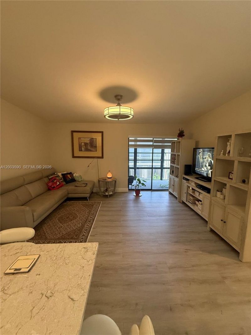 7703 Ashmont Cir, Unit 213, Tamarac, FL 33321 Photo