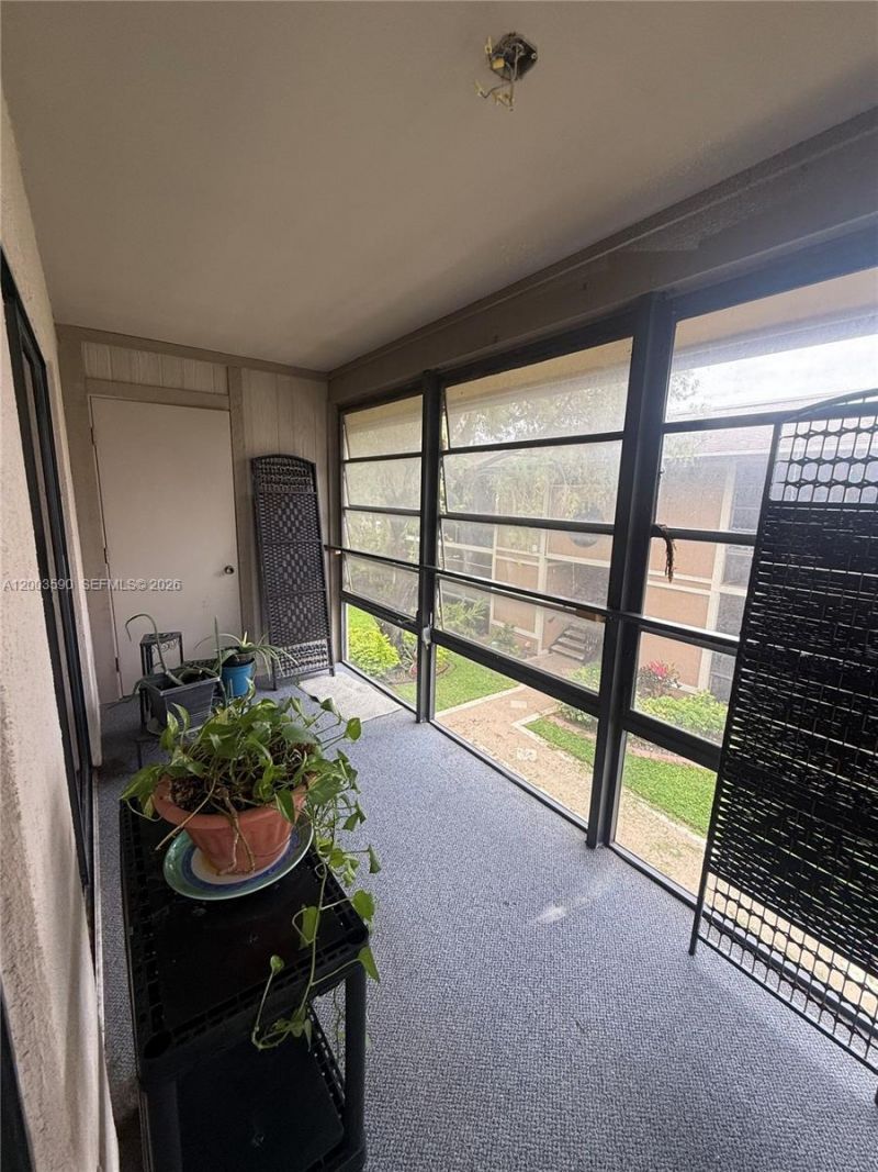 7703 Ashmont Cir, Unit 213, Tamarac, FL 33321 Photo