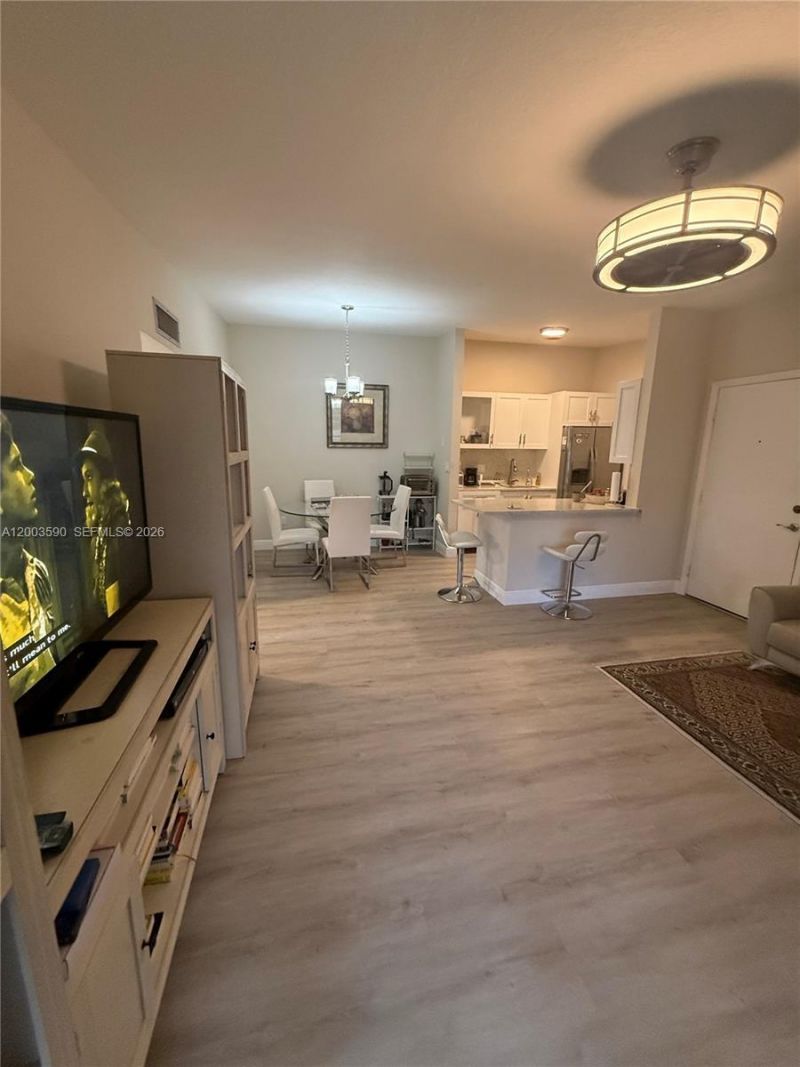7703 Ashmont Cir, Unit 213, Tamarac, FL 33321 Photo