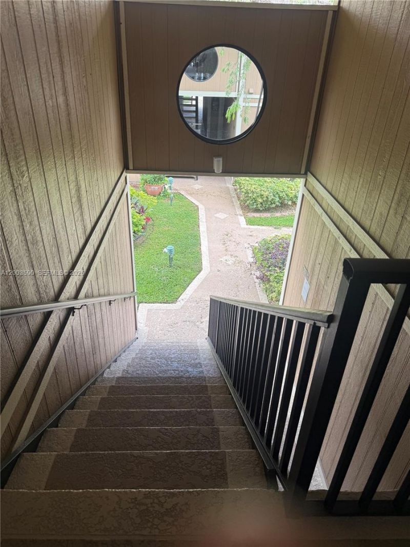 7703 Ashmont Cir, Unit 213, Tamarac, FL 33321 Photo