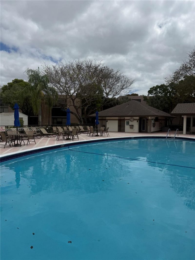7703 Ashmont Cir, Unit 213, Tamarac, FL 33321 Photo