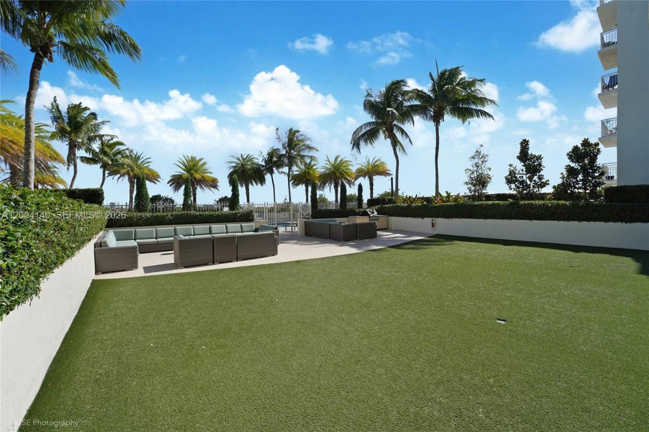3000 Coral Way, Unit 519, Miami, FL 33145 Photo