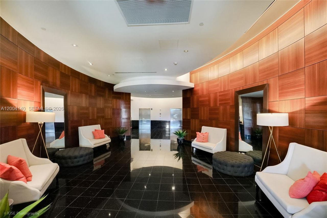 3000 Coral Way, Unit 519, Miami, FL 33145 Photo