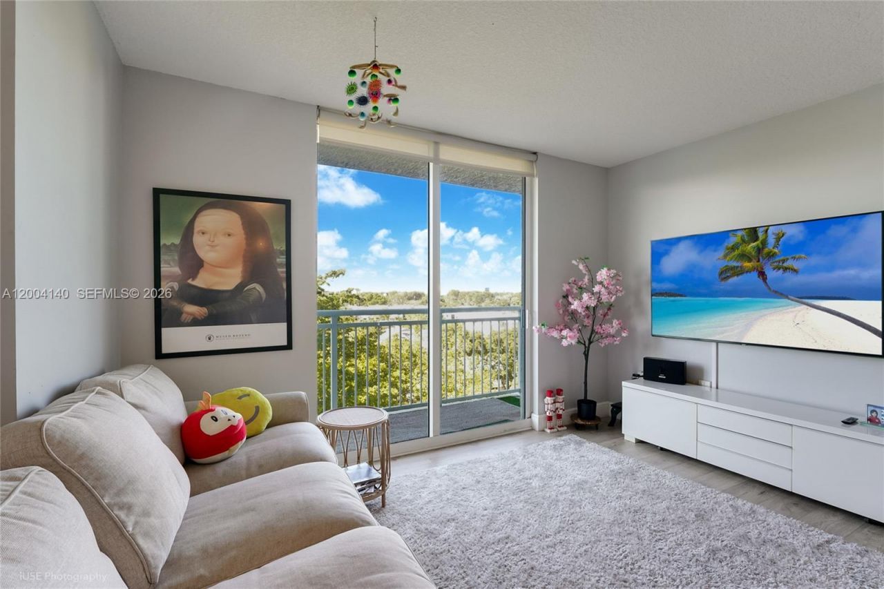 3000 Coral Way, Unit 519, Miami, FL 33145 Photo