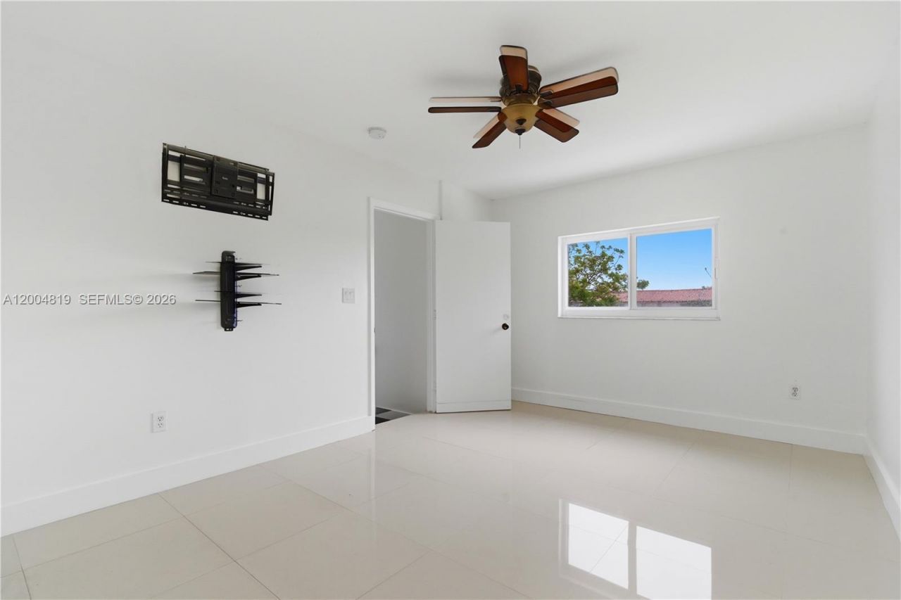 3725 SW 153rd Ct , Unit #0, Miami, FL 33185 Photo