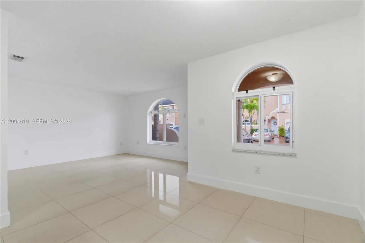 3725 SW 153rd Ct , Unit #0, Miami, FL 33185 Photo