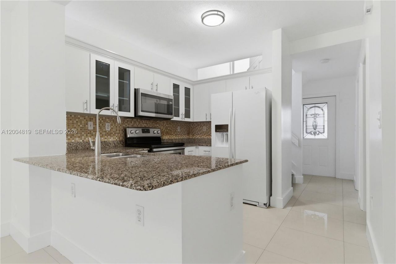 3725 SW 153rd Ct , Unit #0, Miami, FL 33185 Photo