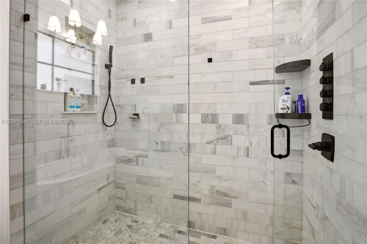 11240 NW 23rd St, Plantation, FL 33323 Photo