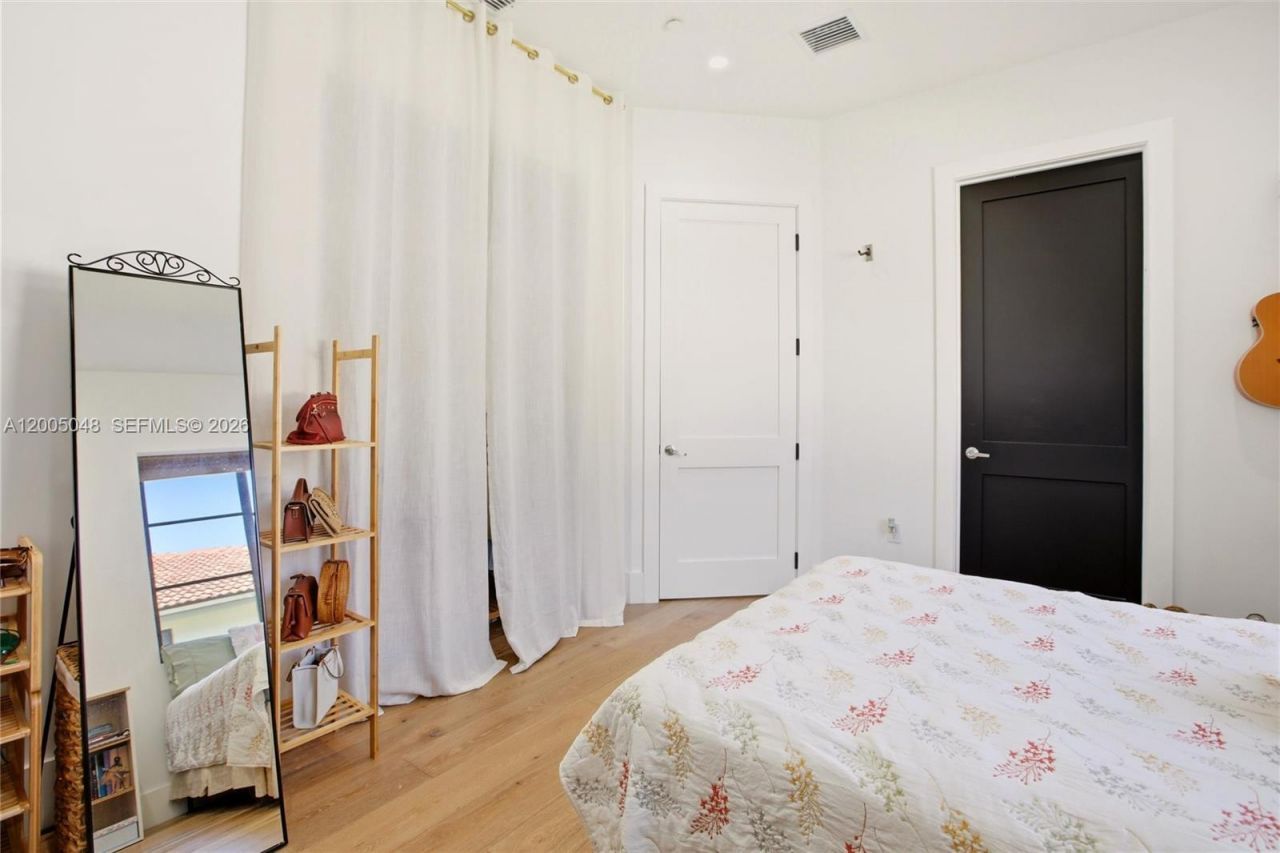 11240 NW 23rd St, Plantation, FL 33323 Photo