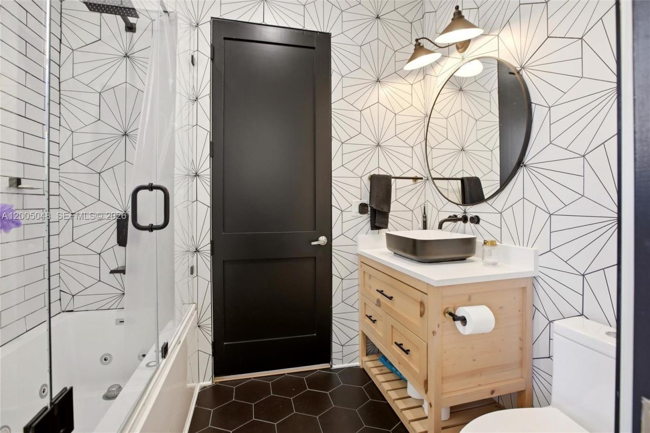 11240 NW 23rd St, Plantation, FL 33323 Photo