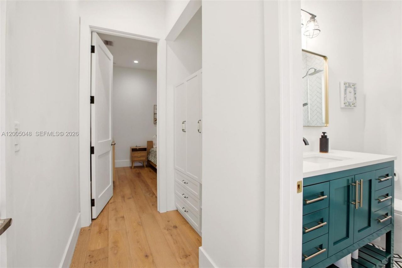 11240 NW 23rd St, Plantation, FL 33323 Photo