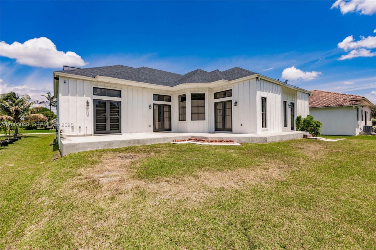 11240 NW 23rd St, Plantation, FL 33323 Photo