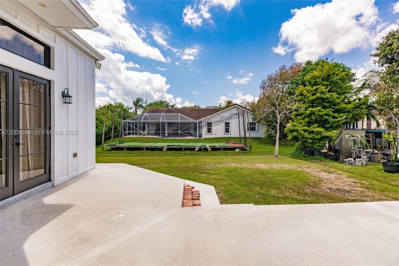 11240 NW 23rd St, Plantation, FL 33323 Photo