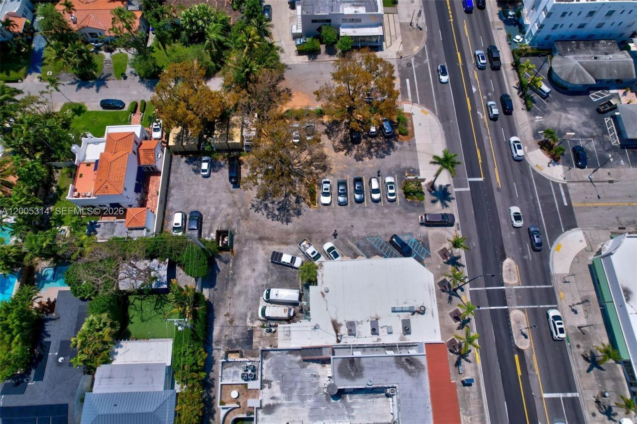 7201 Biscayne Blvd , Miami, FL 33138 Photo