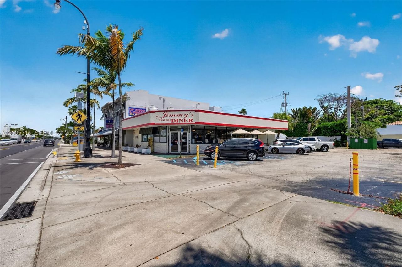 7201 Biscayne Blvd , Miami, FL 33138 Photo