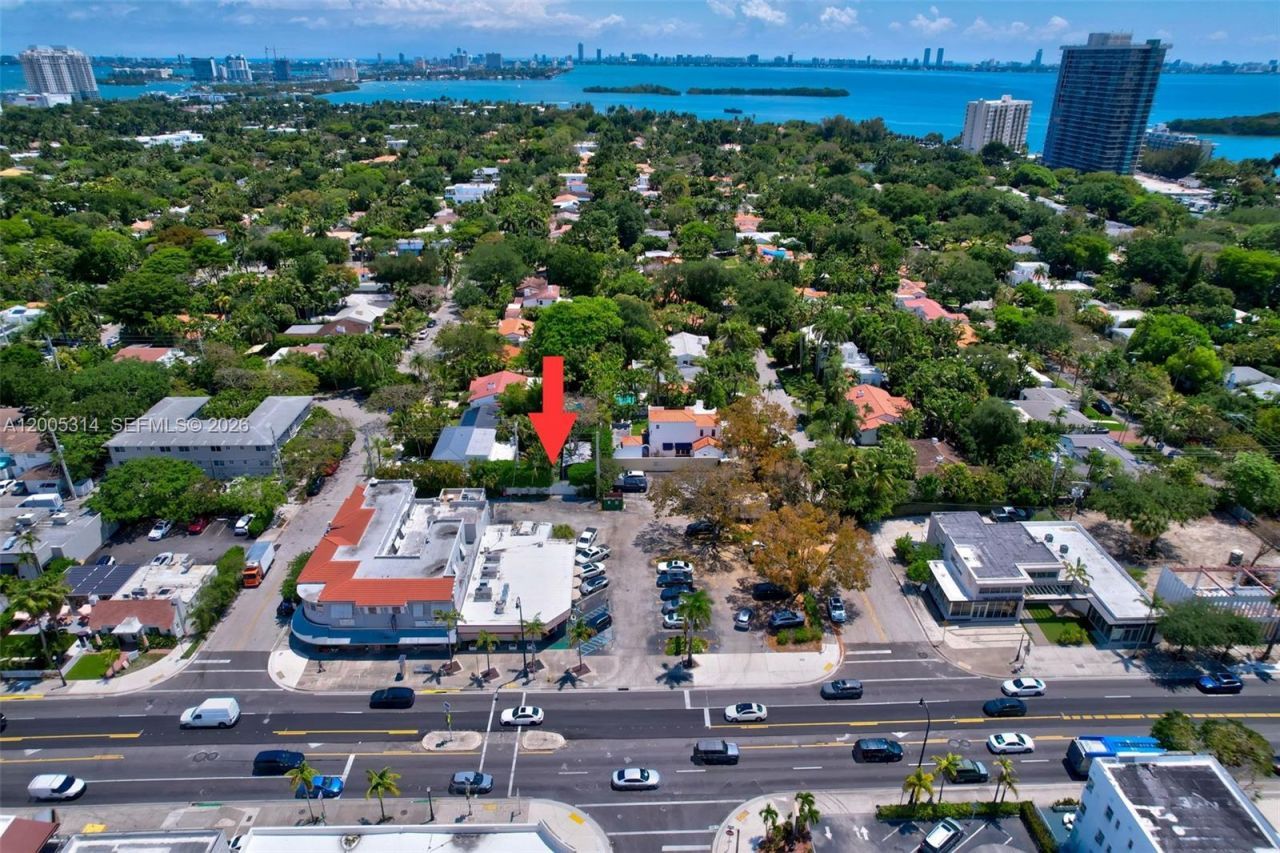 7201 Biscayne Blvd , Miami, FL 33138 Photo