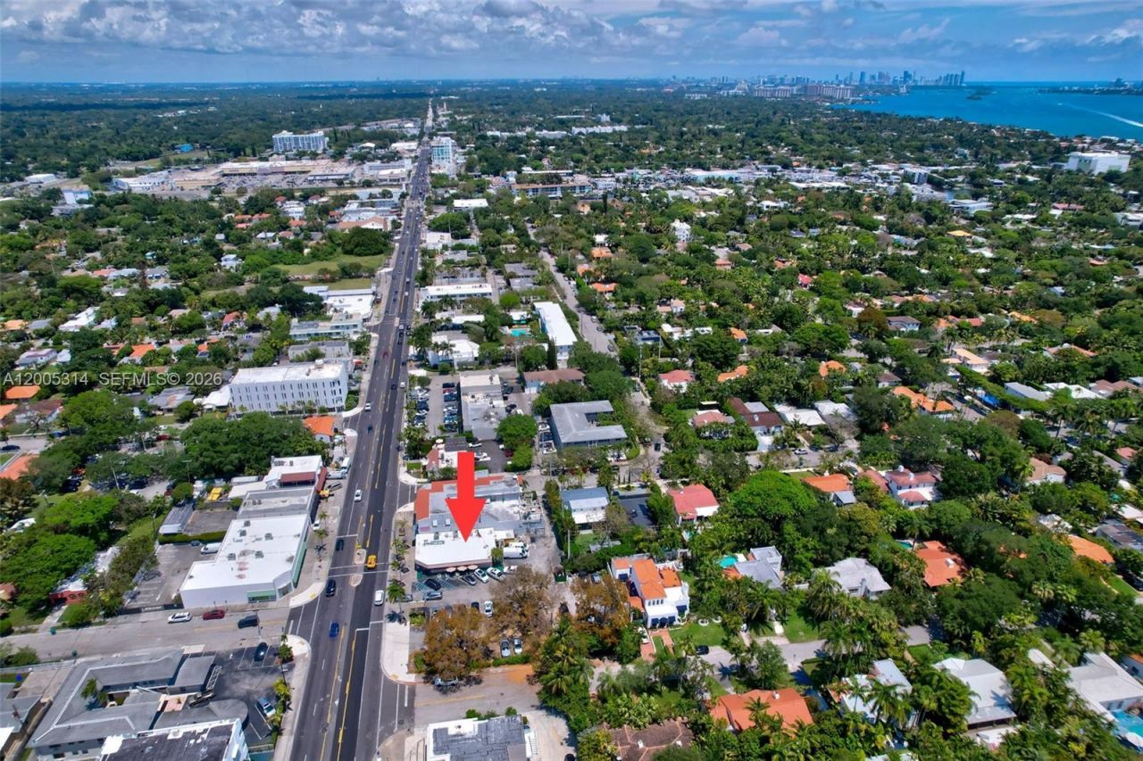 7201 Biscayne Blvd , Miami, FL 33138 Photo