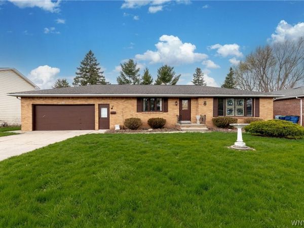 138 Coventry Road , Williamsville, NY 14221