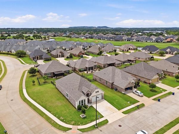 900 Pate Street , Granbury, TX 76048